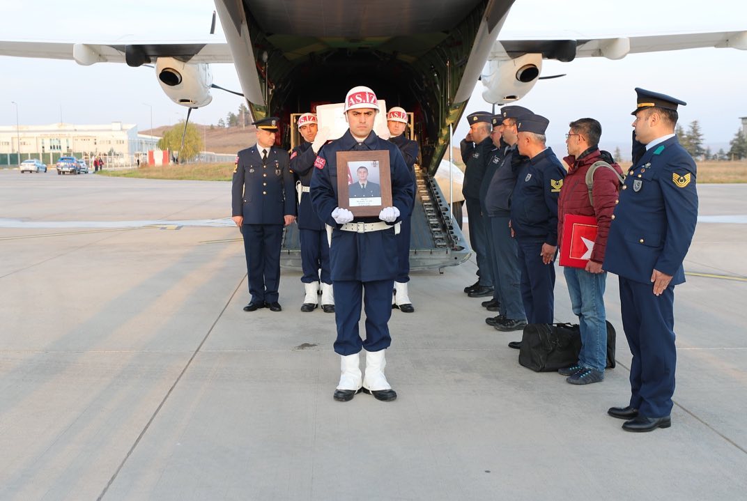 Şehidimizin Naaşı Merzifon Havalimanında Karşılandı