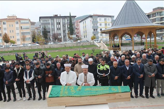 Din Görevlisinden Oğluna Son Görev