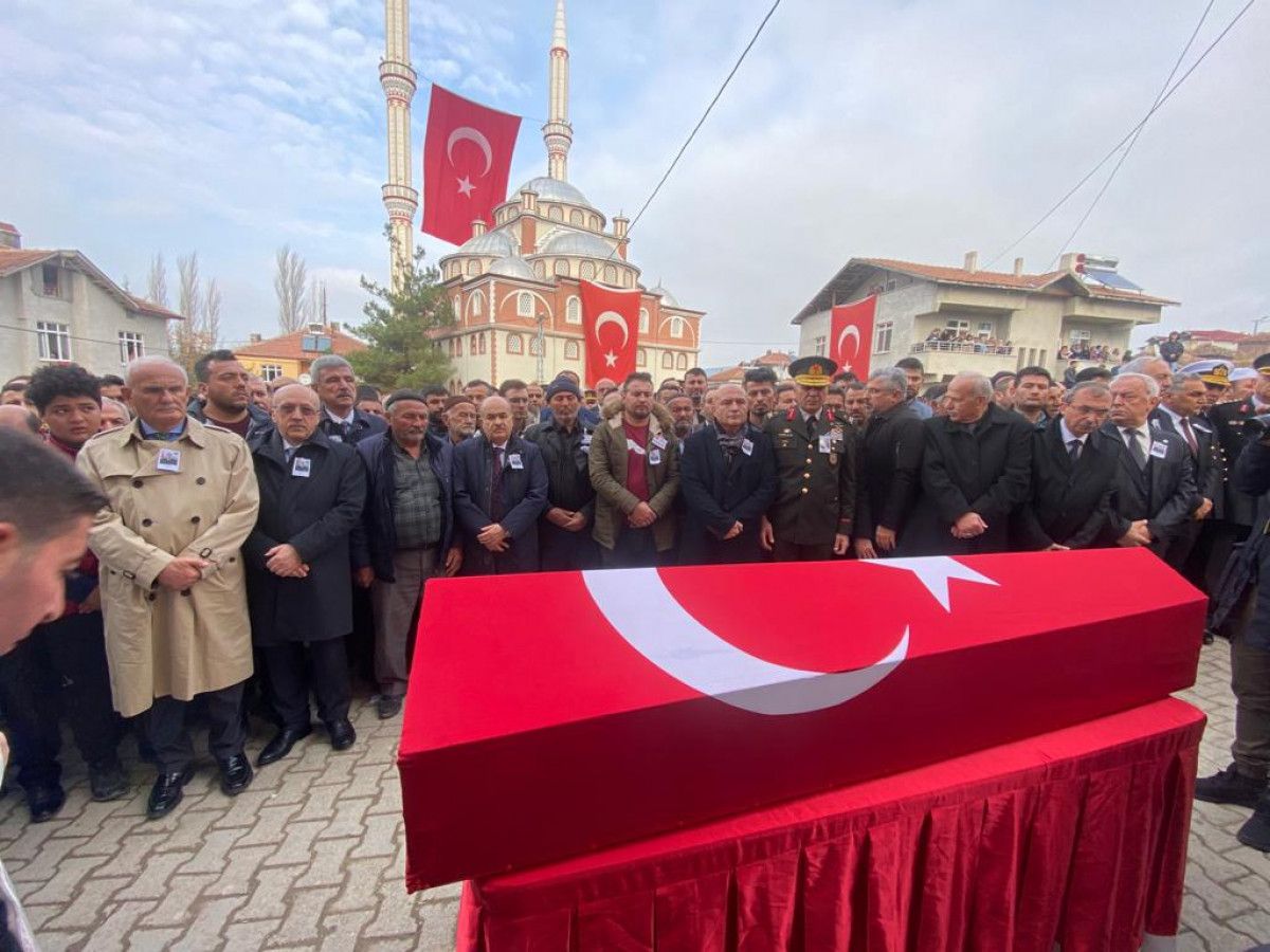 Samsun Şehidini Dualarla Uğurladı