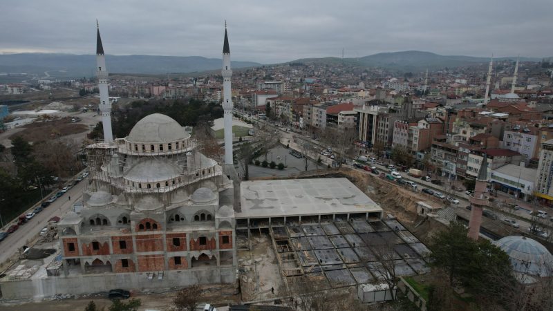 Belediye Başkanı ÜÇOK ”Hizmetin Şarkısı Bitmeyecek” Dedi