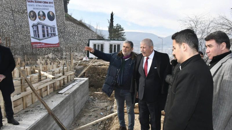 Başkan SARI, İnşaatı Devam Eden Baba İlyas Cemevi’nde İncelemelerde Bulundu