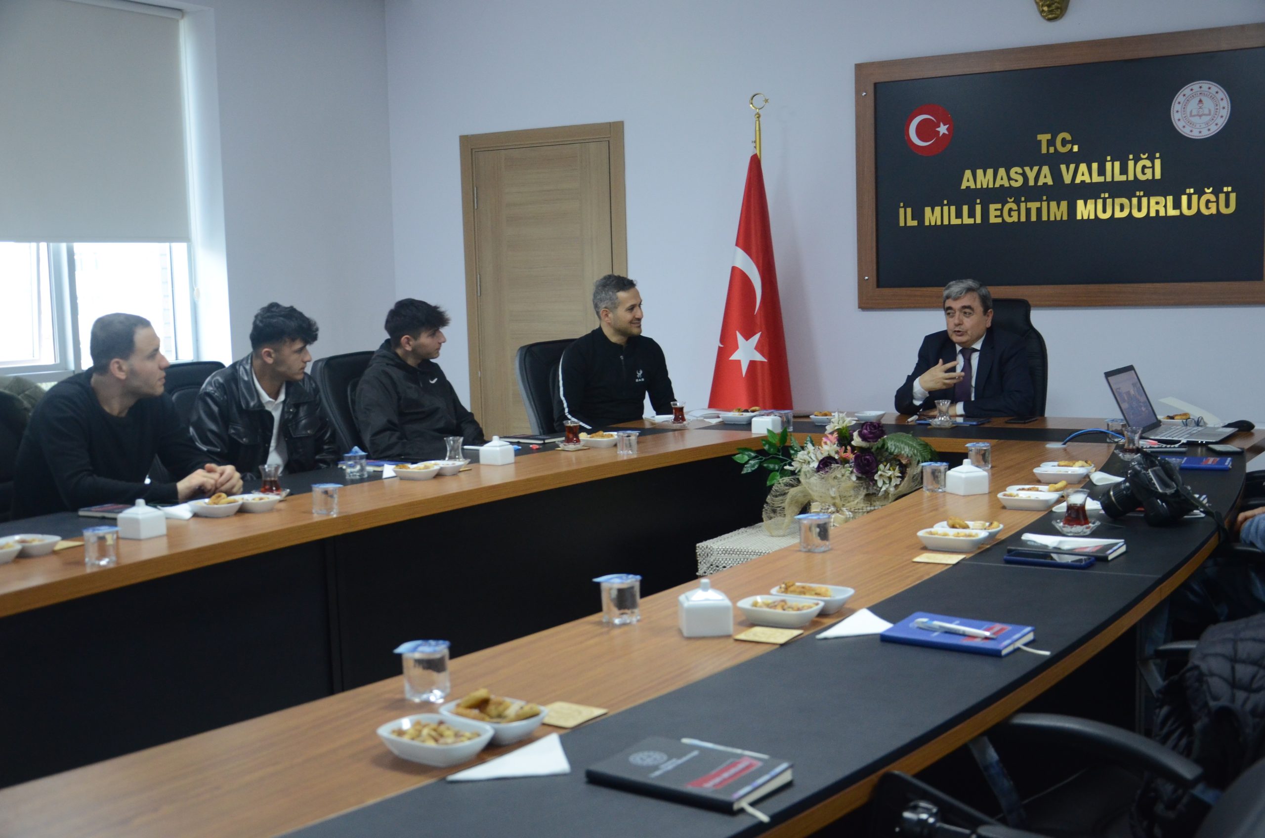 Amasya İl Milli Eğitim Müdürü Bilgilendirme Toplantısı Gerçekleştirdi