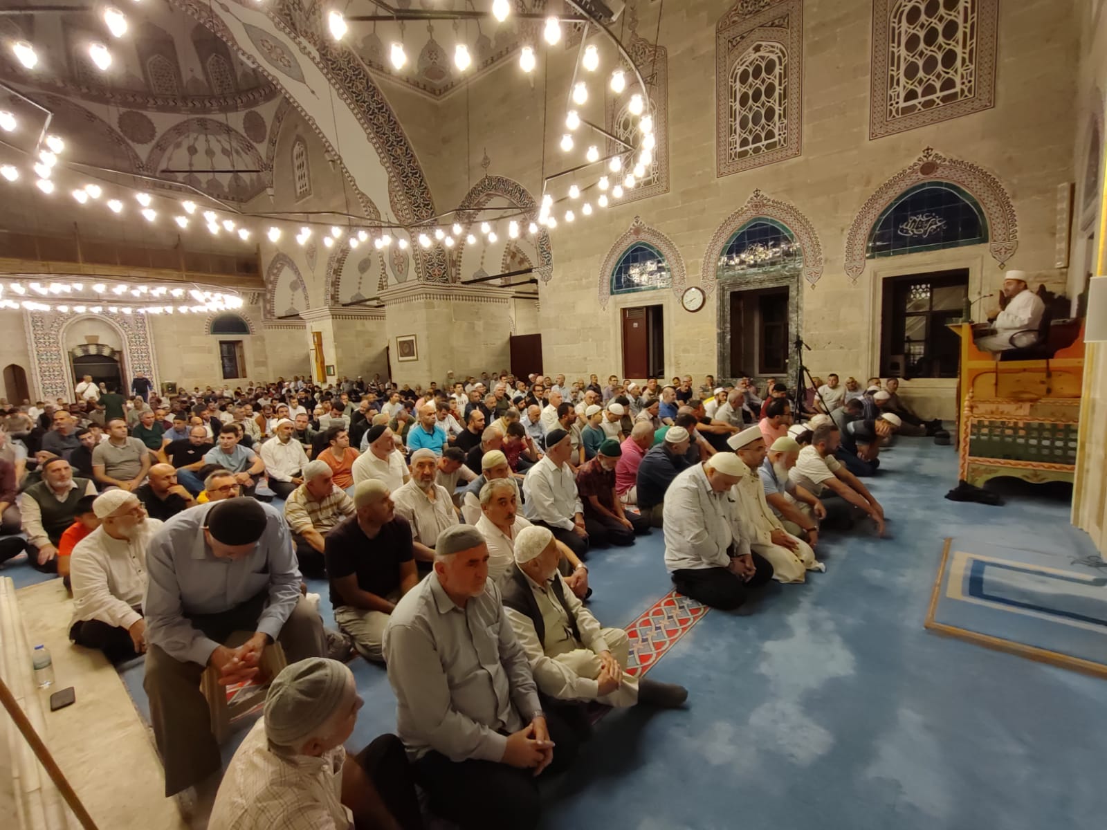 Amasya’da Mevlid Kandili Dualarla Kutlandı