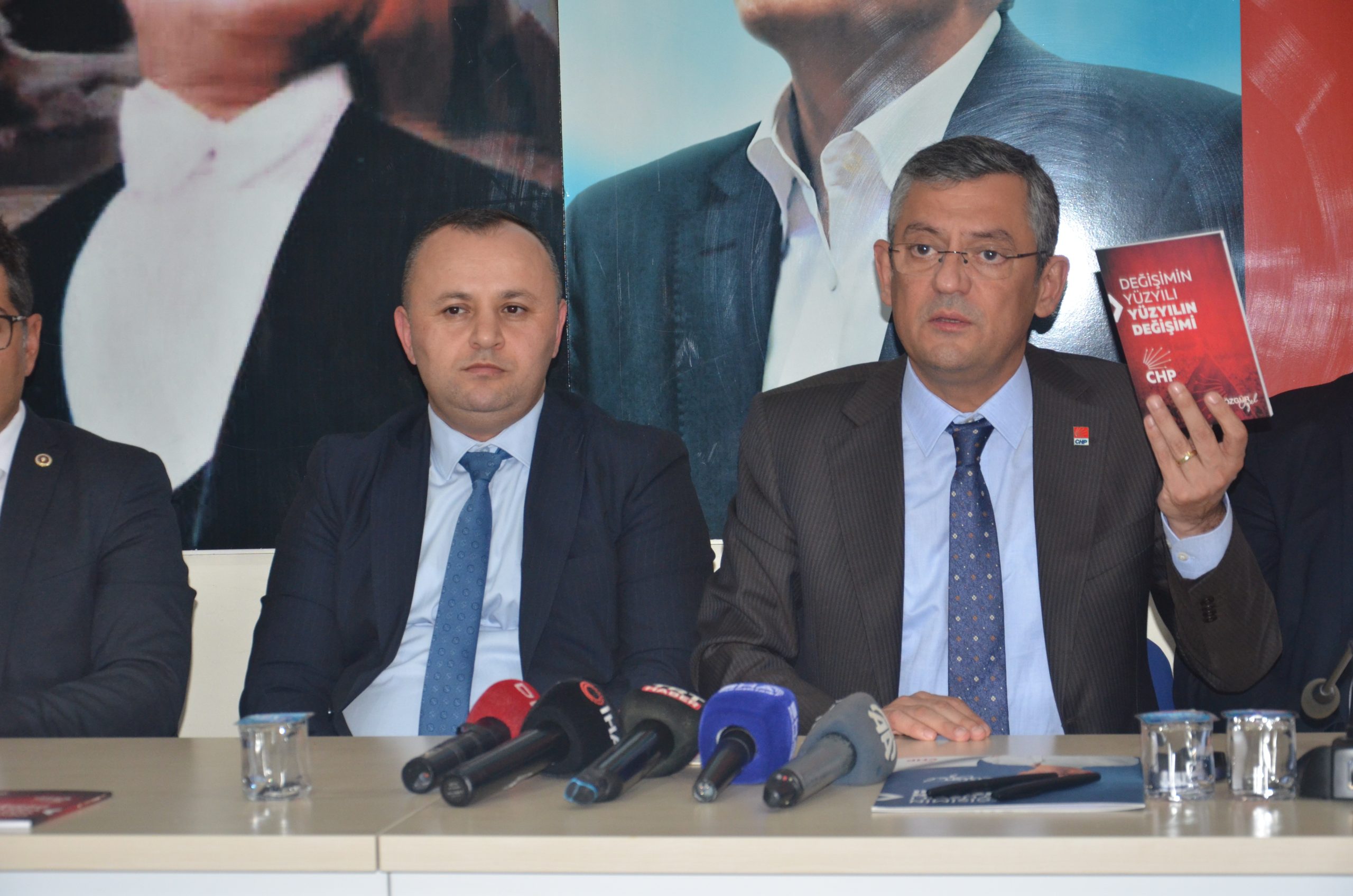 CHP Grup Başkanvekili ve CHP Genel Başkan Adayı Özgür Özel Amasya’ya Geldi