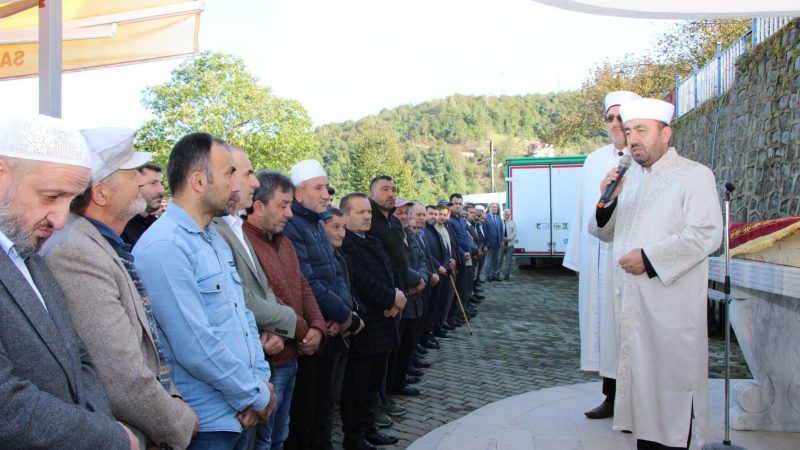 İl Müftüsü Durmuş Ayvaz’dan Babasına Son Görev