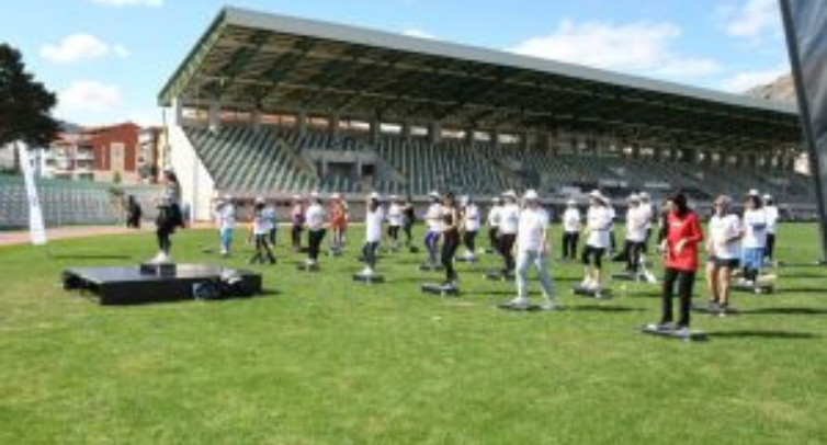 Amasya’da zumba ve step festivali ile hareketli bir gün yaşandı