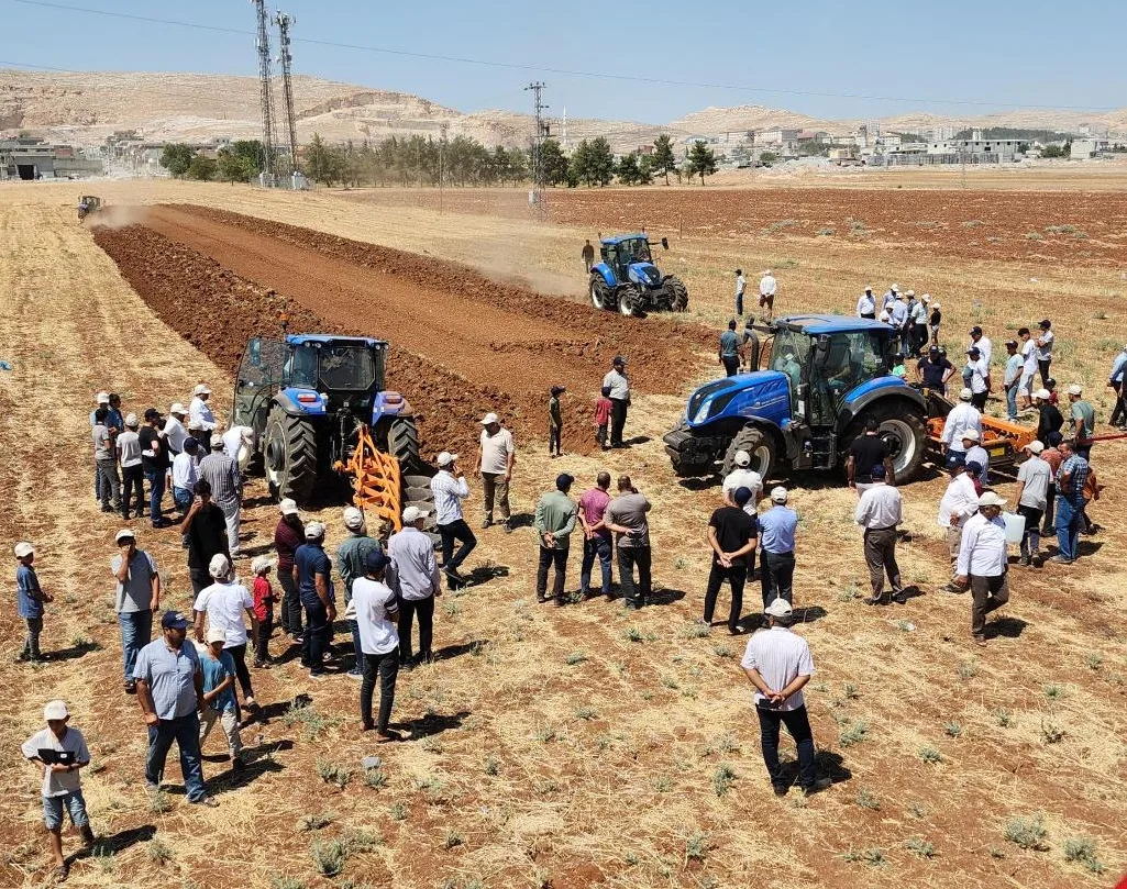 TürkTraktör, “New Holland Faz 5 Günleri”nde en son teknoloji ürünlerini çiftçilerle buluşturdu!