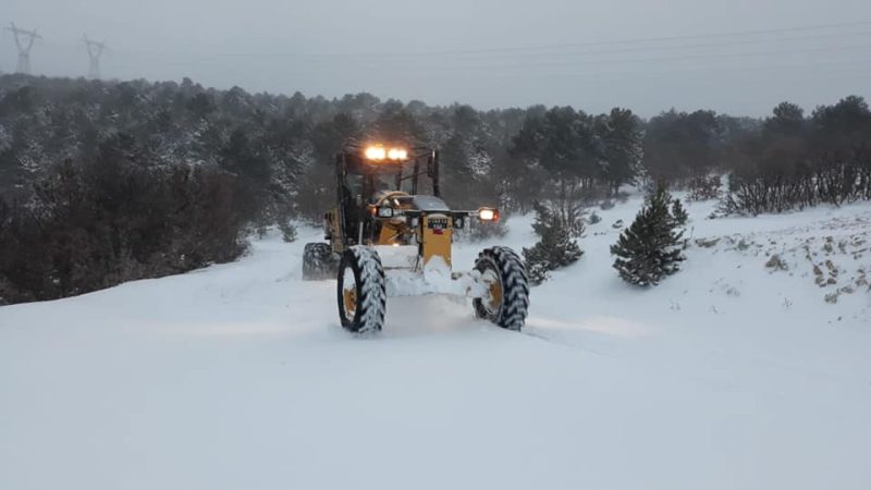 Amasya İl Özel İdaresi Kapanan Köy Yollarını Açıyor
