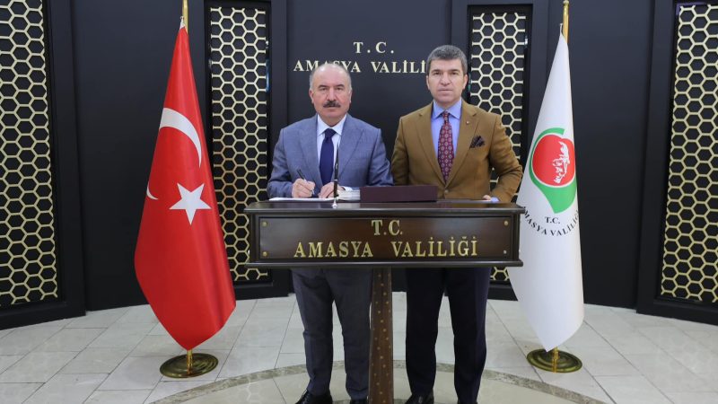 Çorum Valisi Ali Çalgan’dan Amasya Valisi Önder Bakan’a Ziyaret