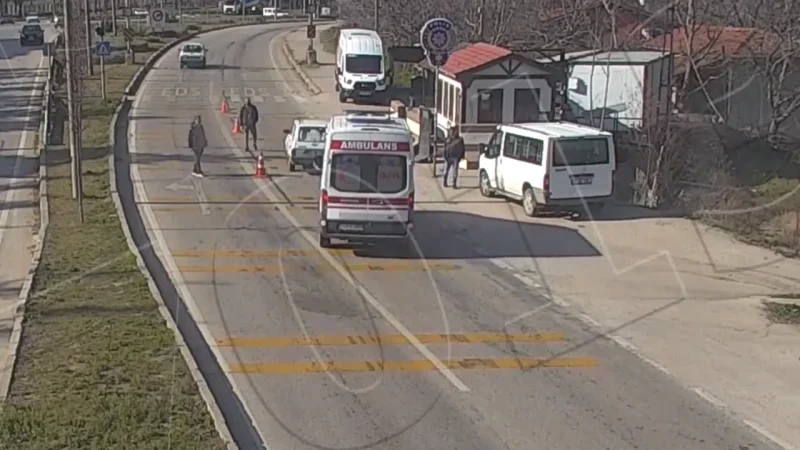 Amasya’da ambulansta yakalanan göçmen kaçakçılığı pes dedirtti!